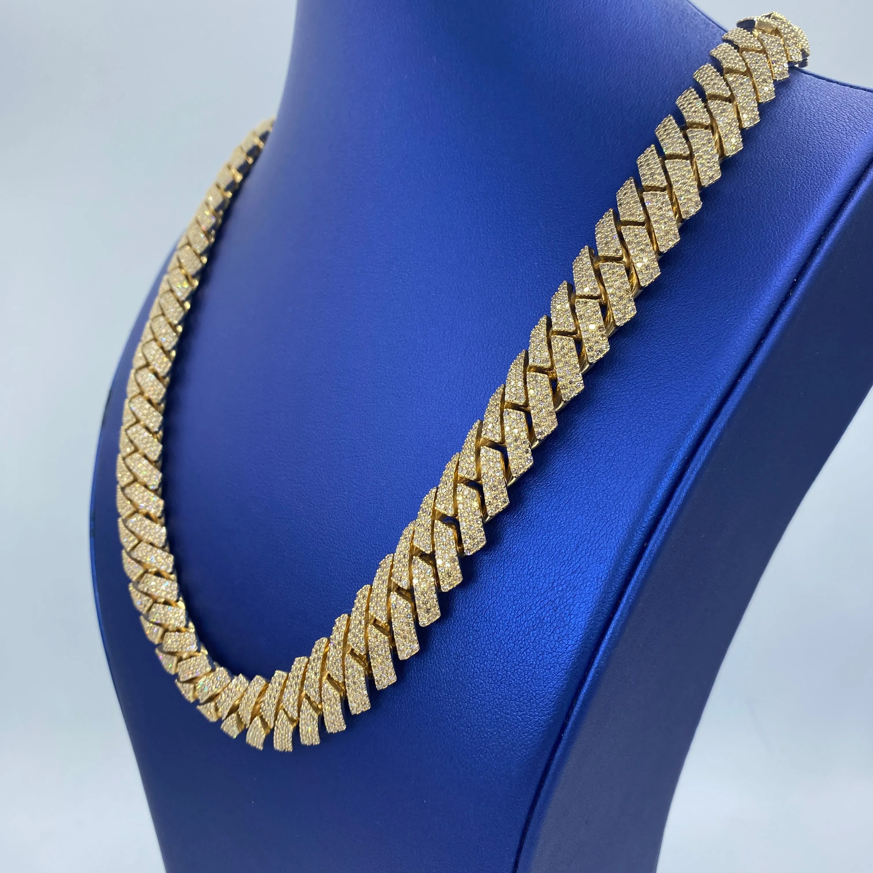 10K 16MM Cuban Link Diamond Chain 22"