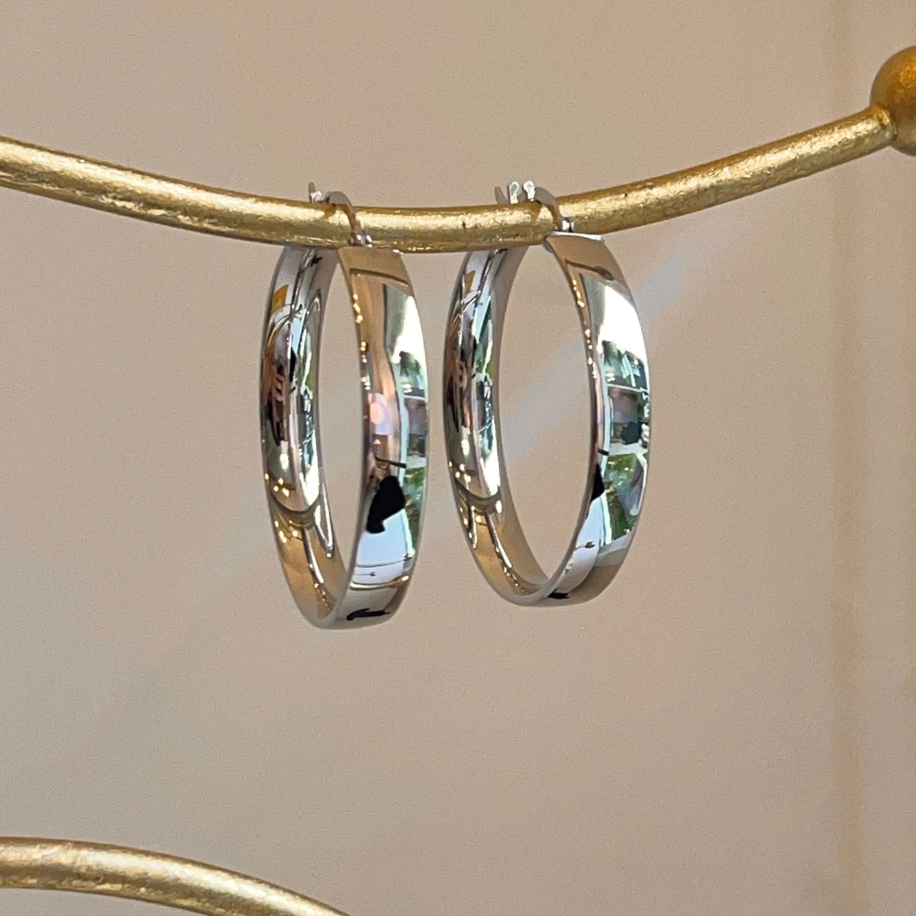 14KT White Gold 5mm Round Tube Hoop Earrings 29mm