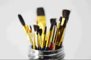 #8 Round - Firm, Drybrush