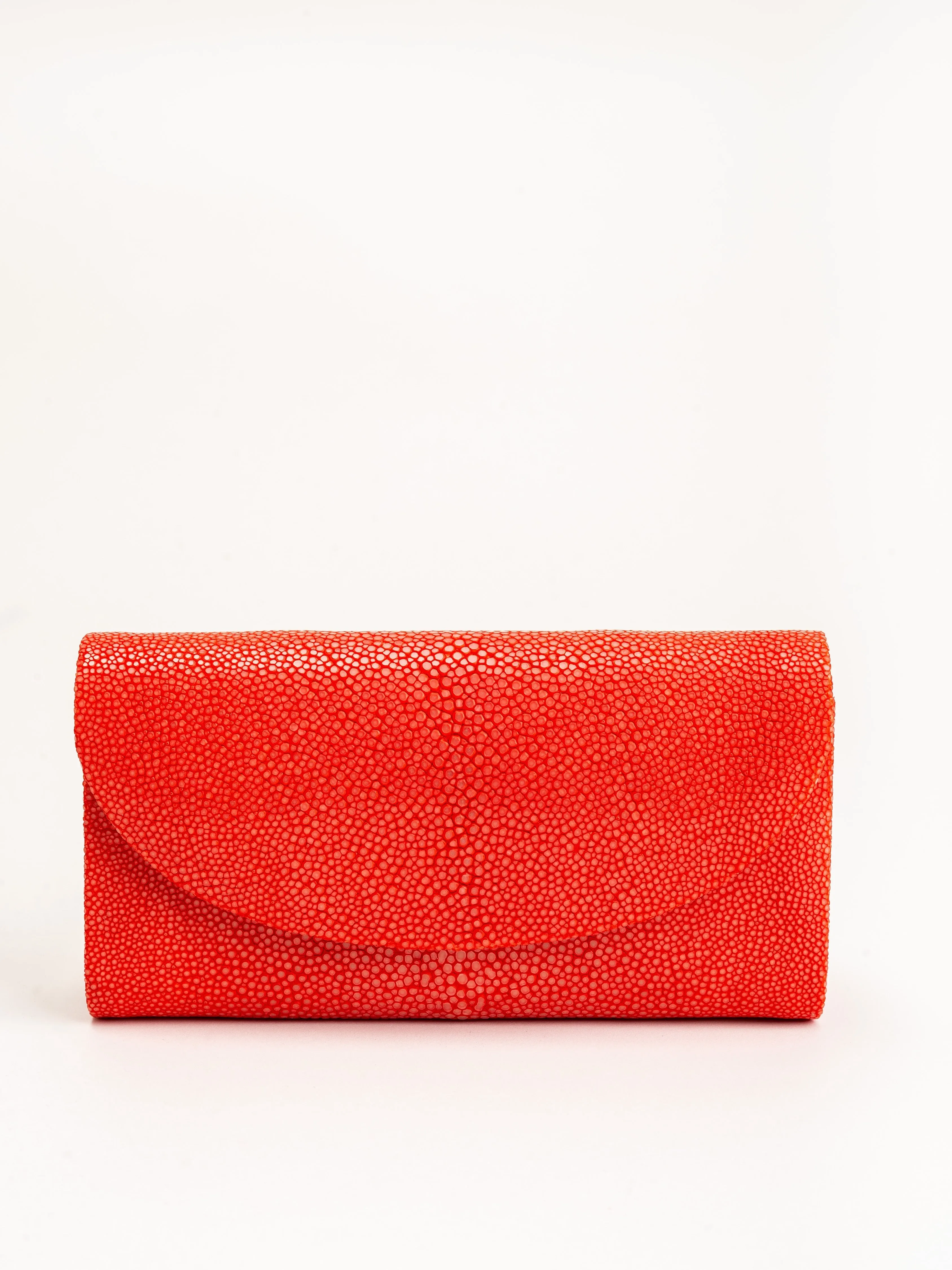 baby grande stingray clutch - chili red
