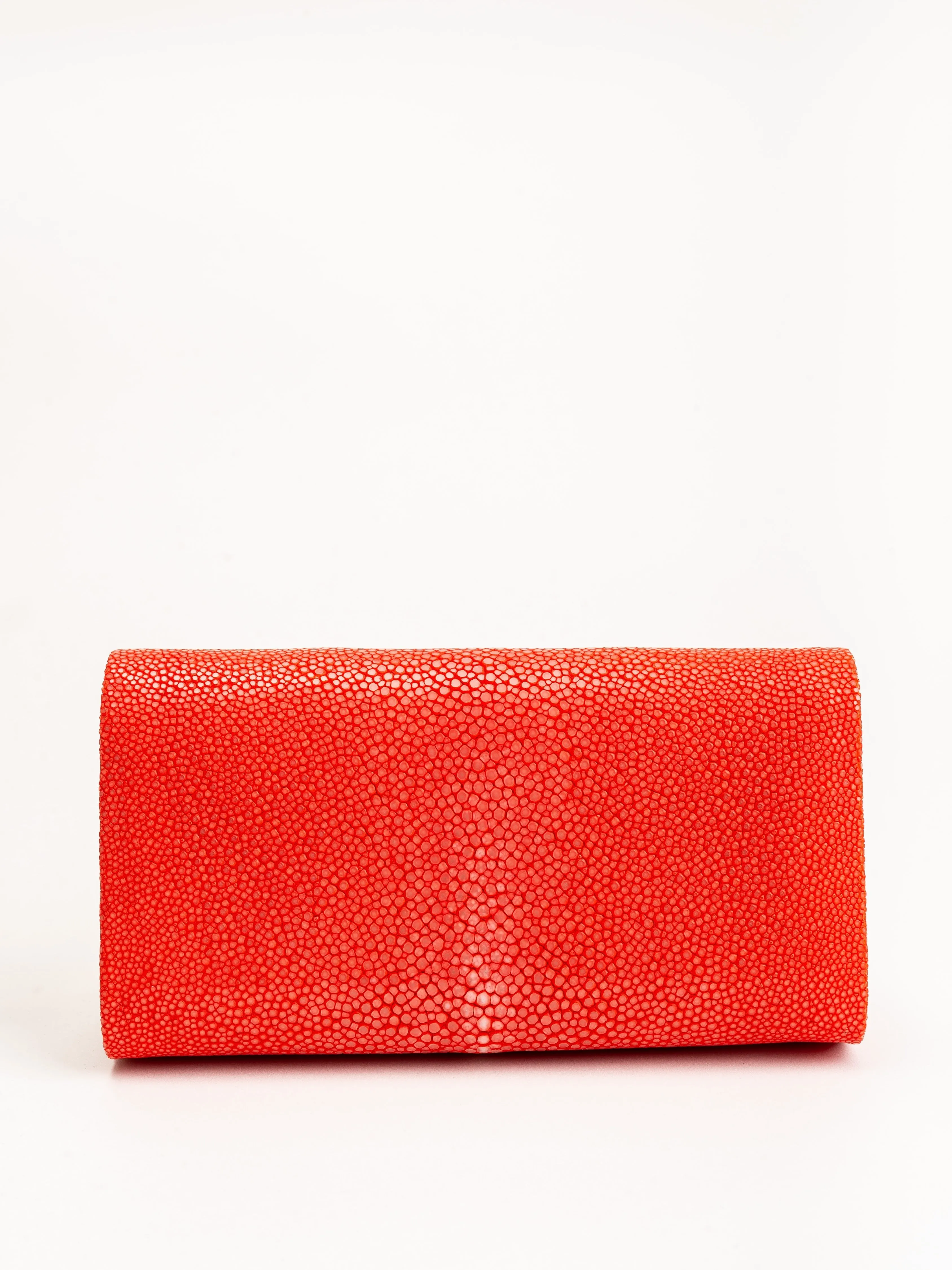 baby grande stingray clutch - chili red