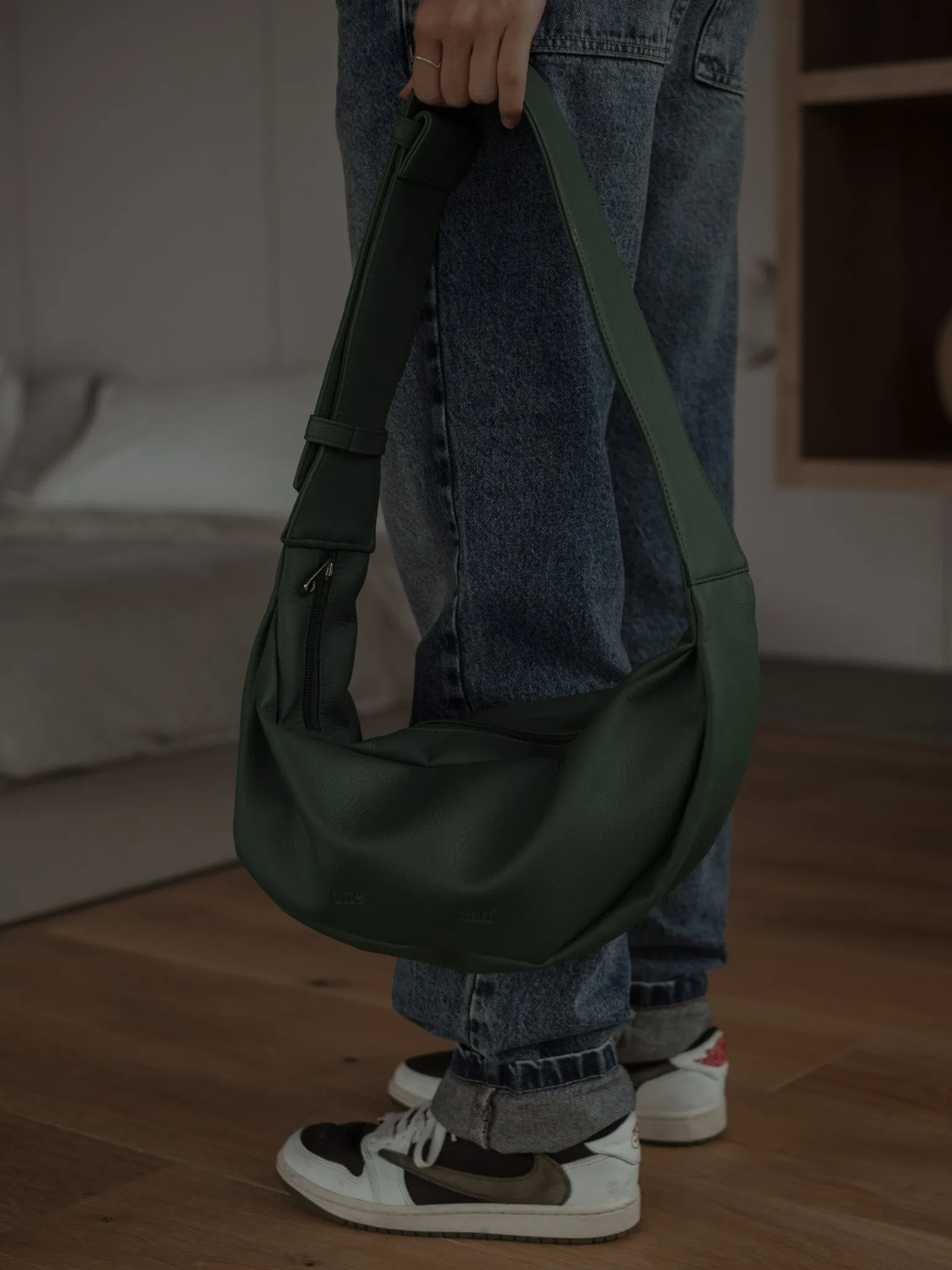 BEAN CROSS BAG  - FOREST GREEN