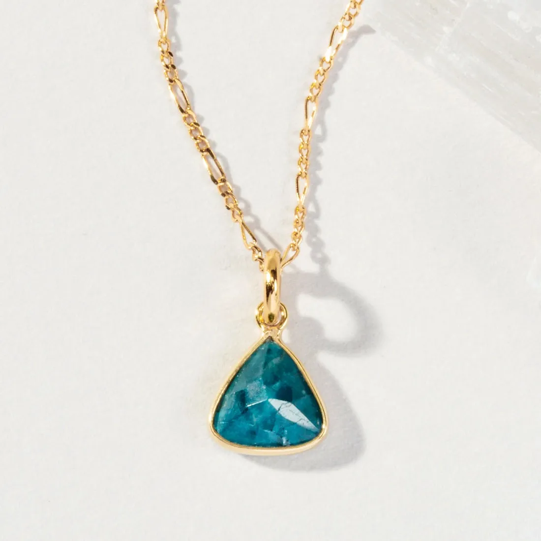 BERMUDA TRIANGLE DAINTY COLLAR NECKLACE