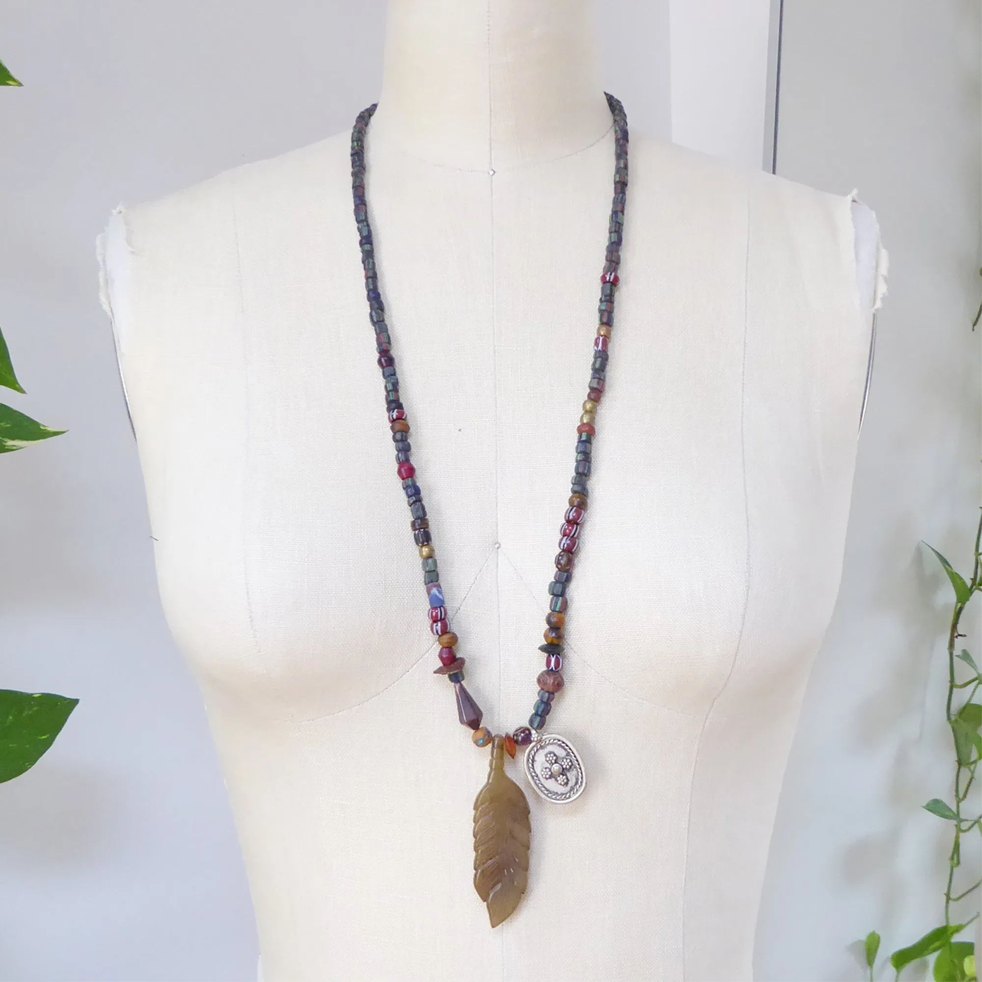 Brown agate feather necklace