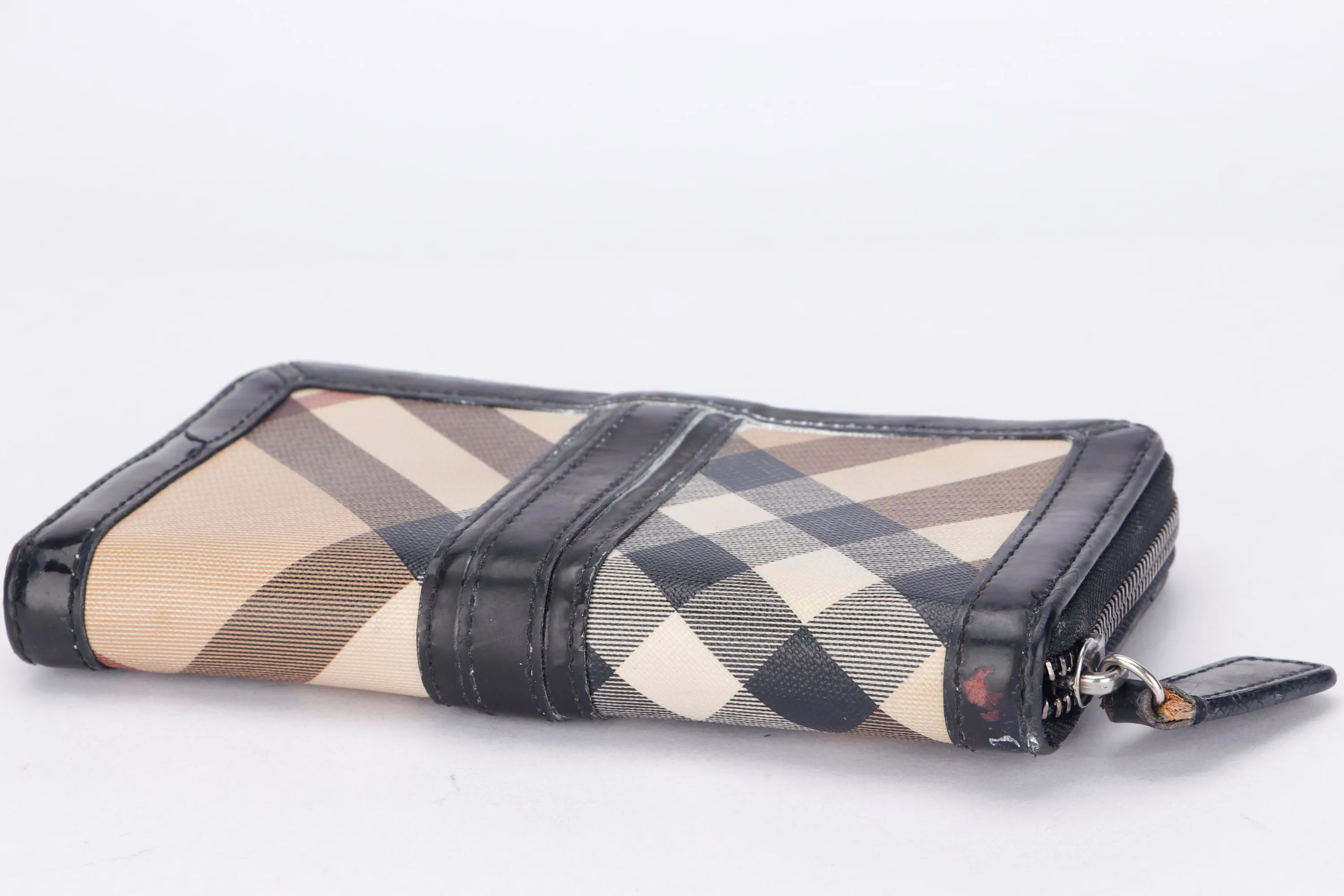 BURBERRY BLACK LEATHER NOVA CHECK ZIP OVER LONG WALLET, NO DUST COVER & BOX