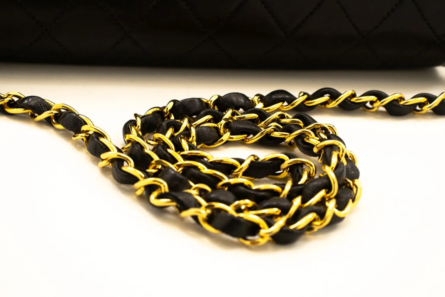 CHANEL Small Chain Shoulder Bag Clutch Black Quilted Flap Lambskin n79