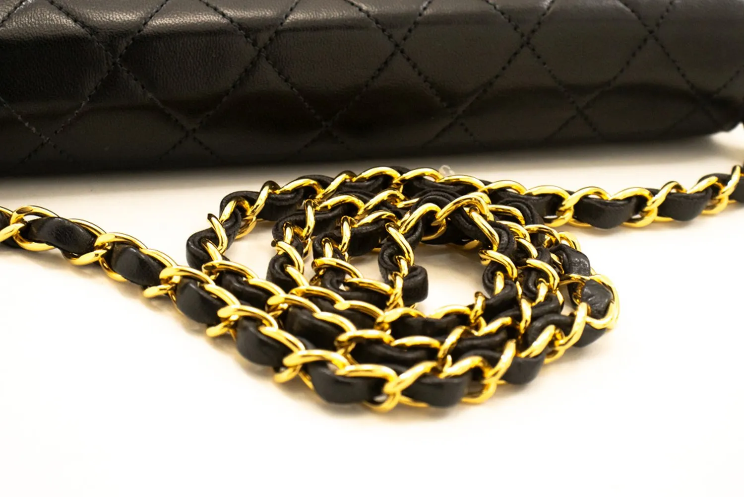 CHANEL Small Chain Shoulder Bag Clutch Black Quilted Flap Lambskin n93