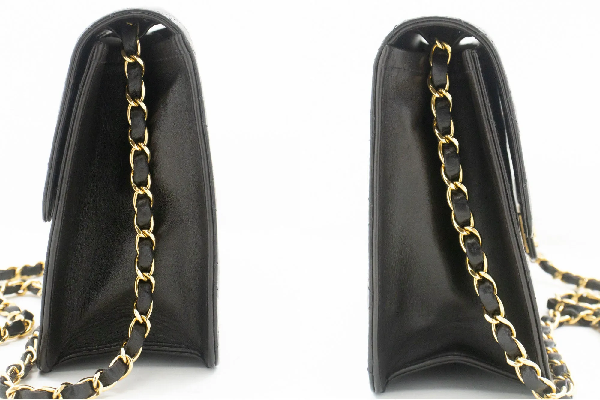 CHANEL Small Chain Shoulder Bag Clutch Black Quilted Flap Lambskin p45