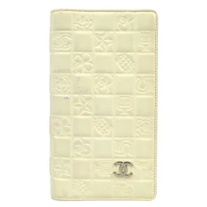 Chanel White Lambskin Icon Bifold Wallet Purse 89058