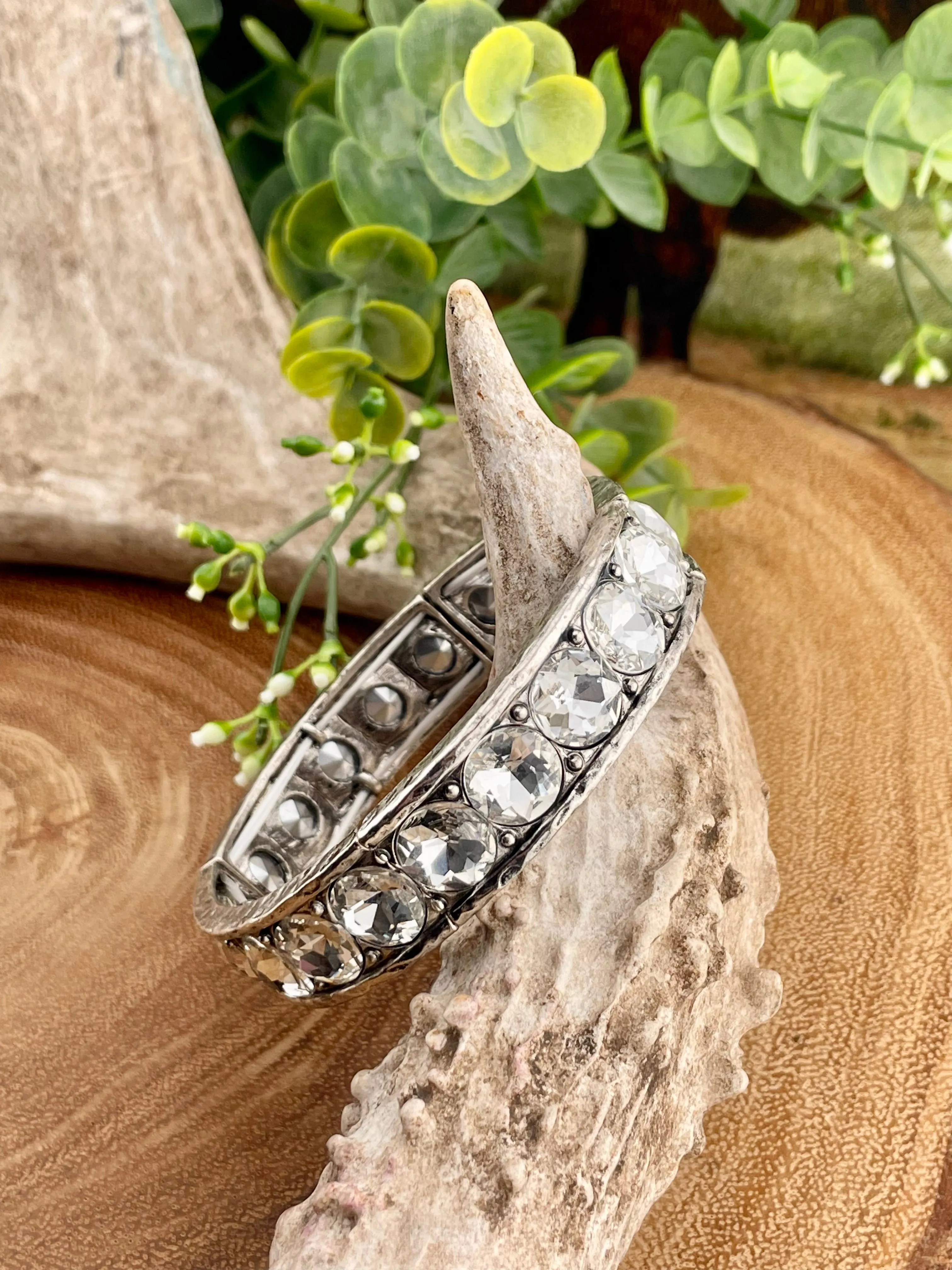 Claremore Round Set Rhinestone Stretch Bracelet