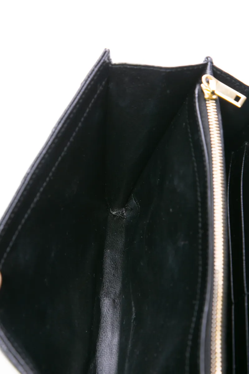 Classic Cassandre Chain Wallet Bag