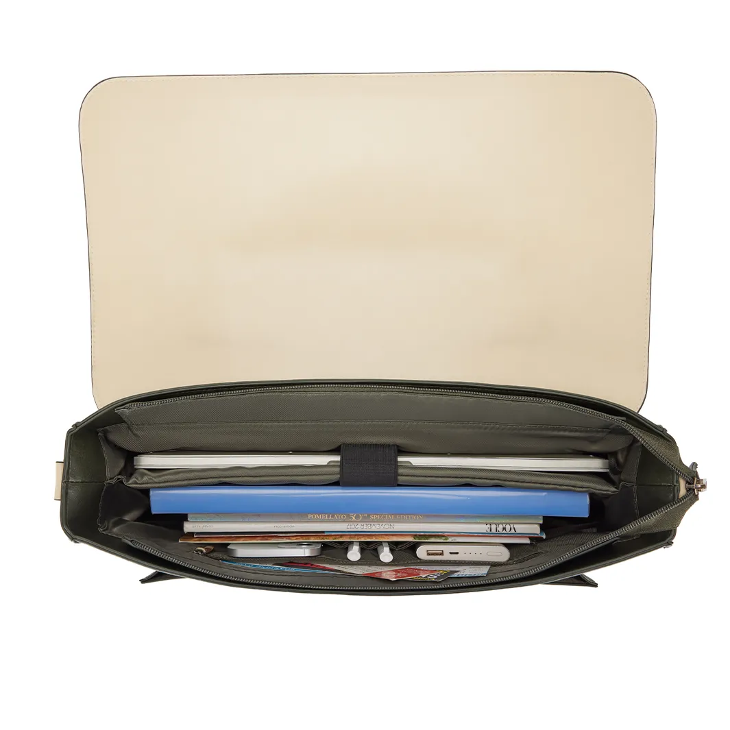 Classy Flap Boutique Messenger