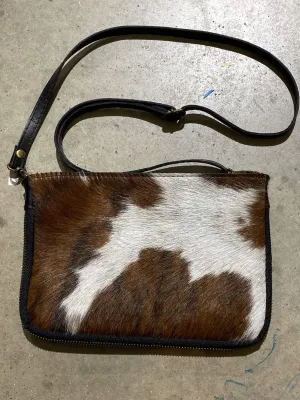 Cowhide Crossbody Zipper Accent Purse - Brindle and White