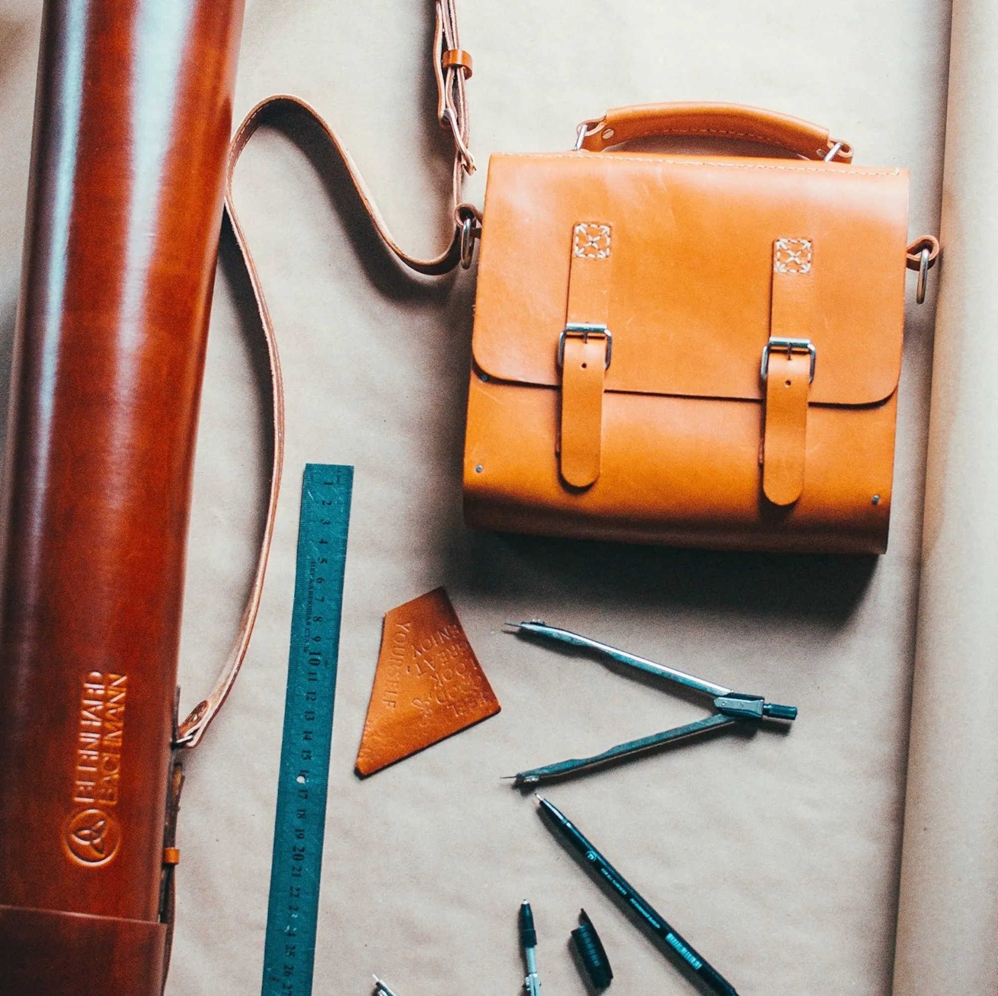 CROSSBODY LEATHER WOOD PURSE
