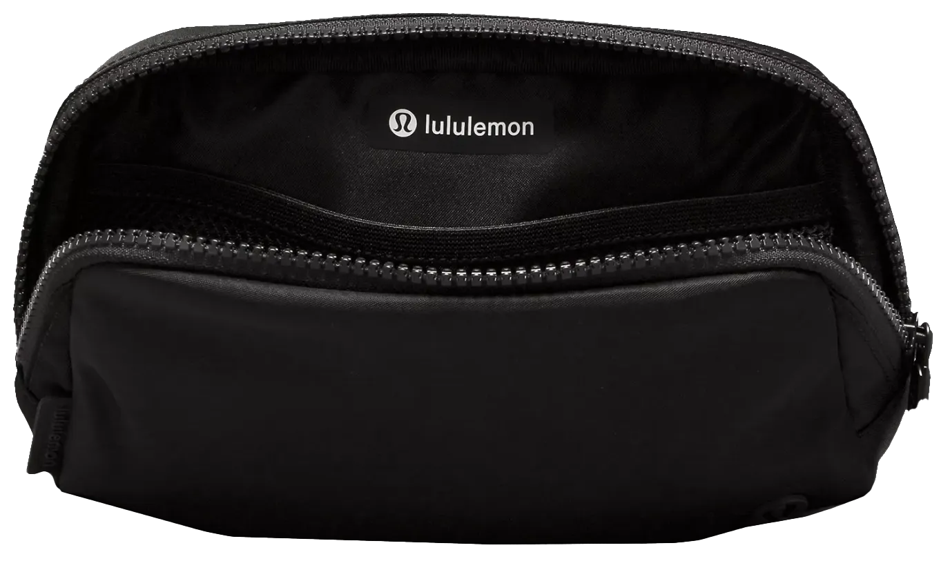 Delta Gamma lululemon Everywhere Belt Bag