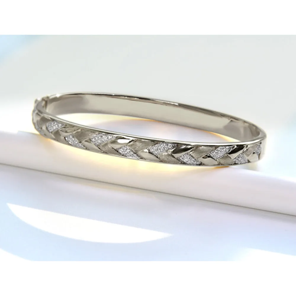 Diamond Weave Textured Oval Shape Bangle Bracelet