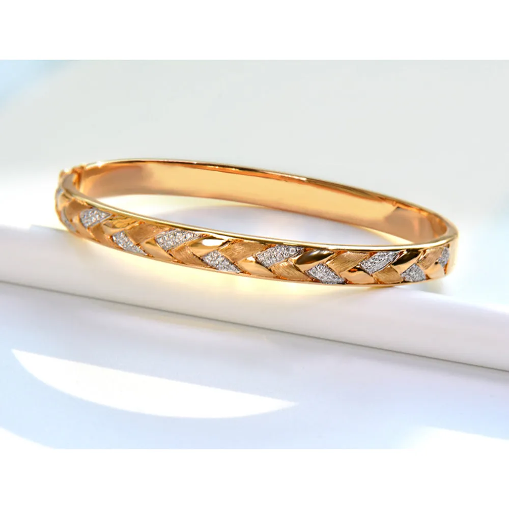 Diamond Weave Textured Oval Shape Bangle Bracelet