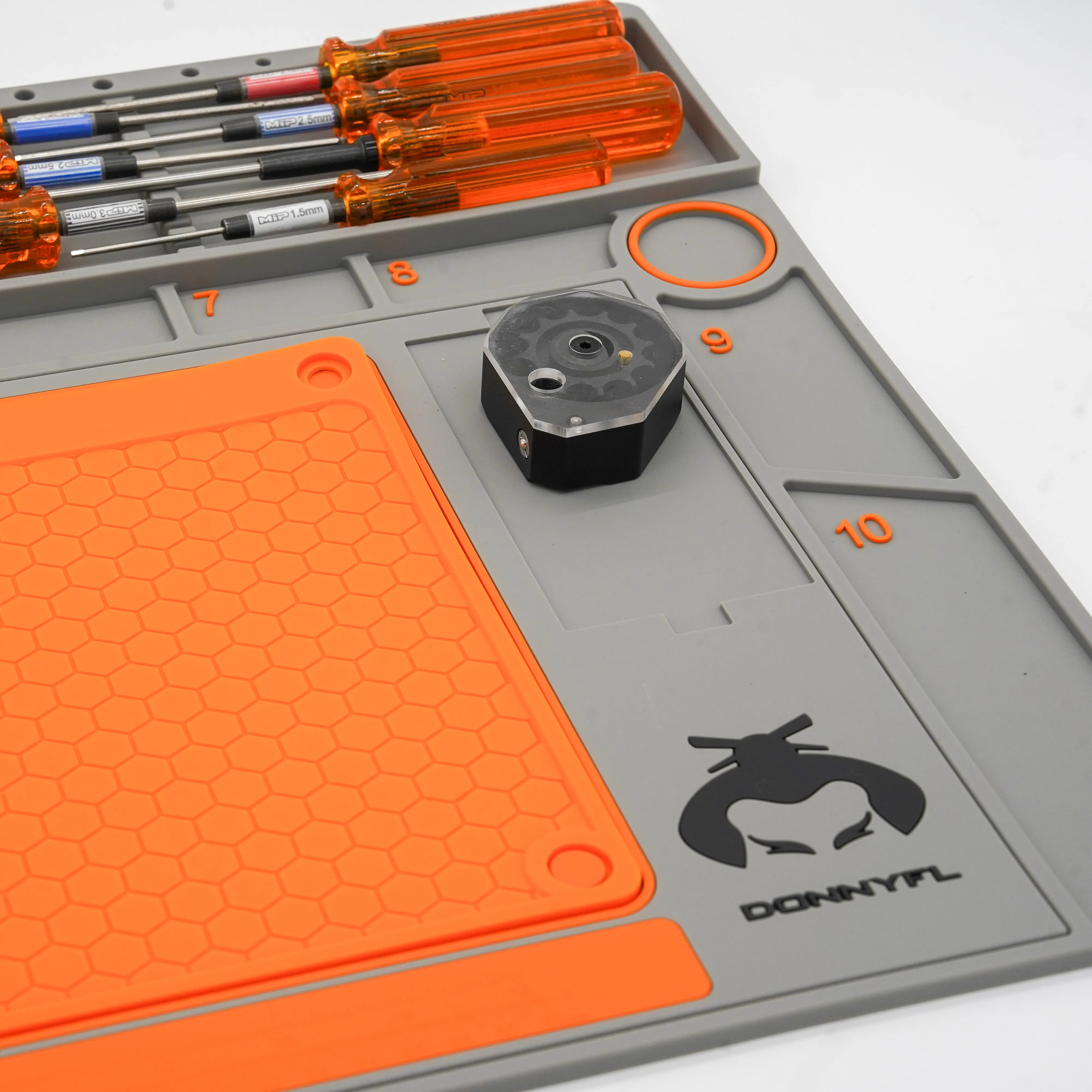 DonnyFL PCP Maintenance Mat