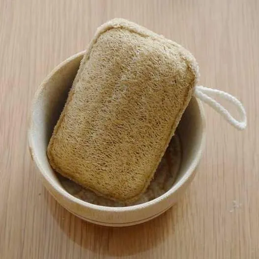 Eco-Friendly Loofah Sponge – for Bathtime Exfoliation or as a Kitchen Scrubber