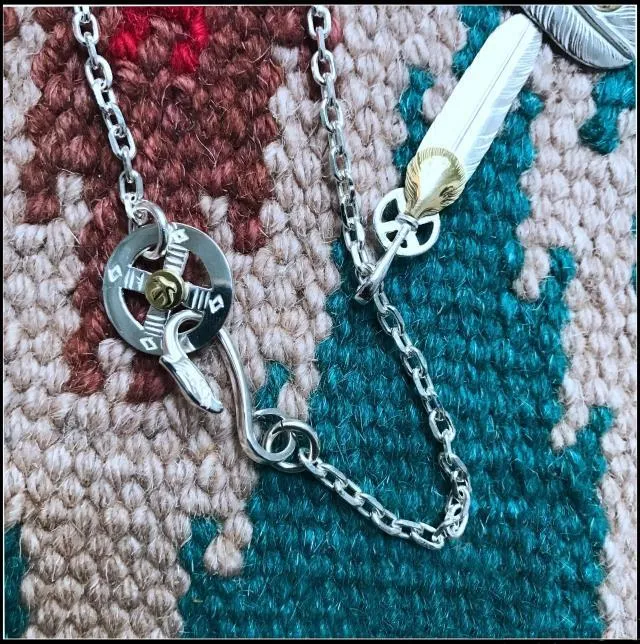 Goros Heart Wheel Feather And Feather With Silver Claw Setup