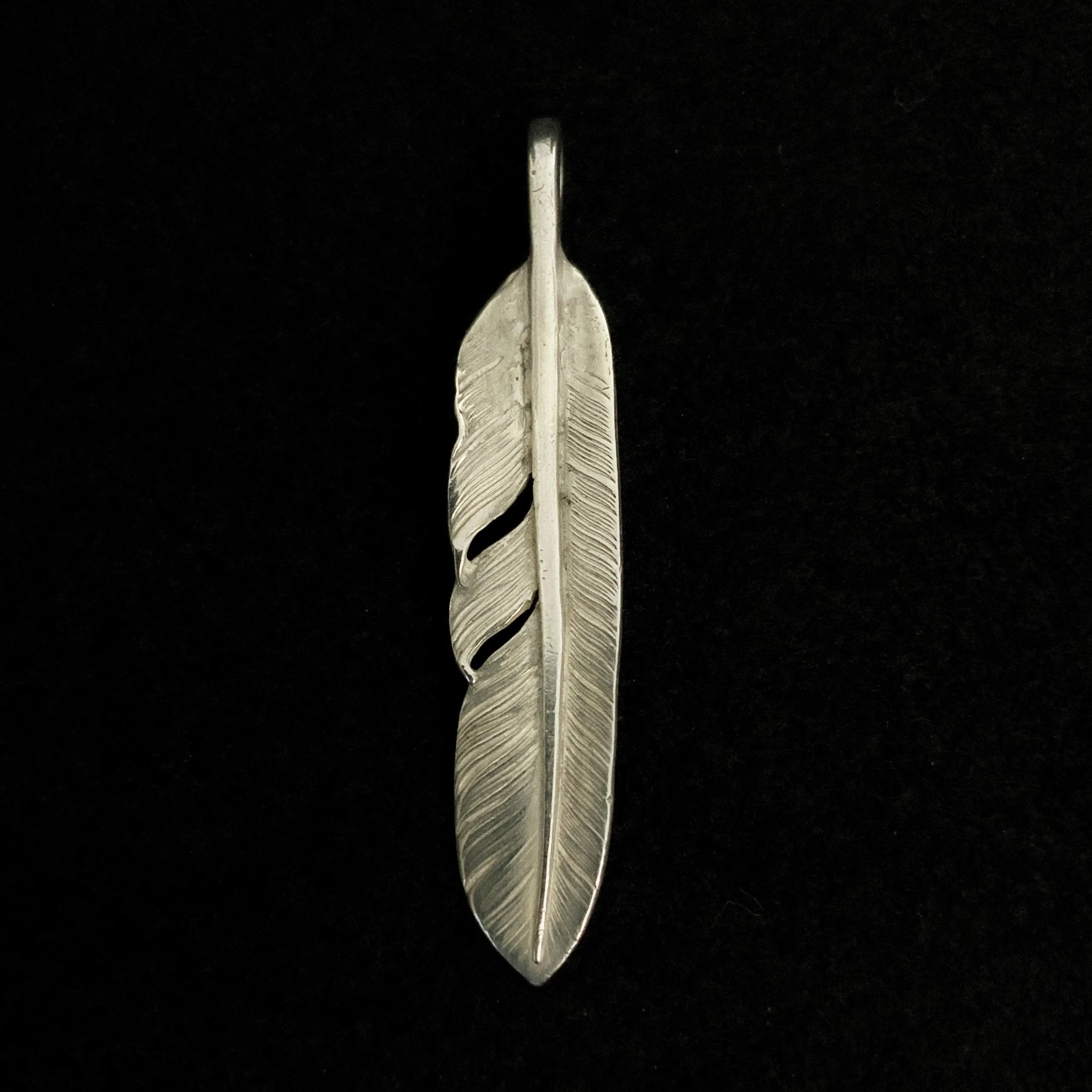 Goros Silver Feather-Facing Right