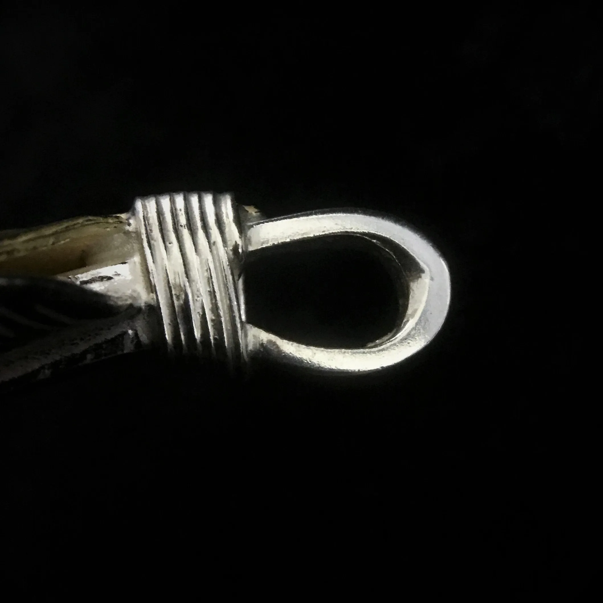 Goros Xl Silver And Gold Feather - Facing Left