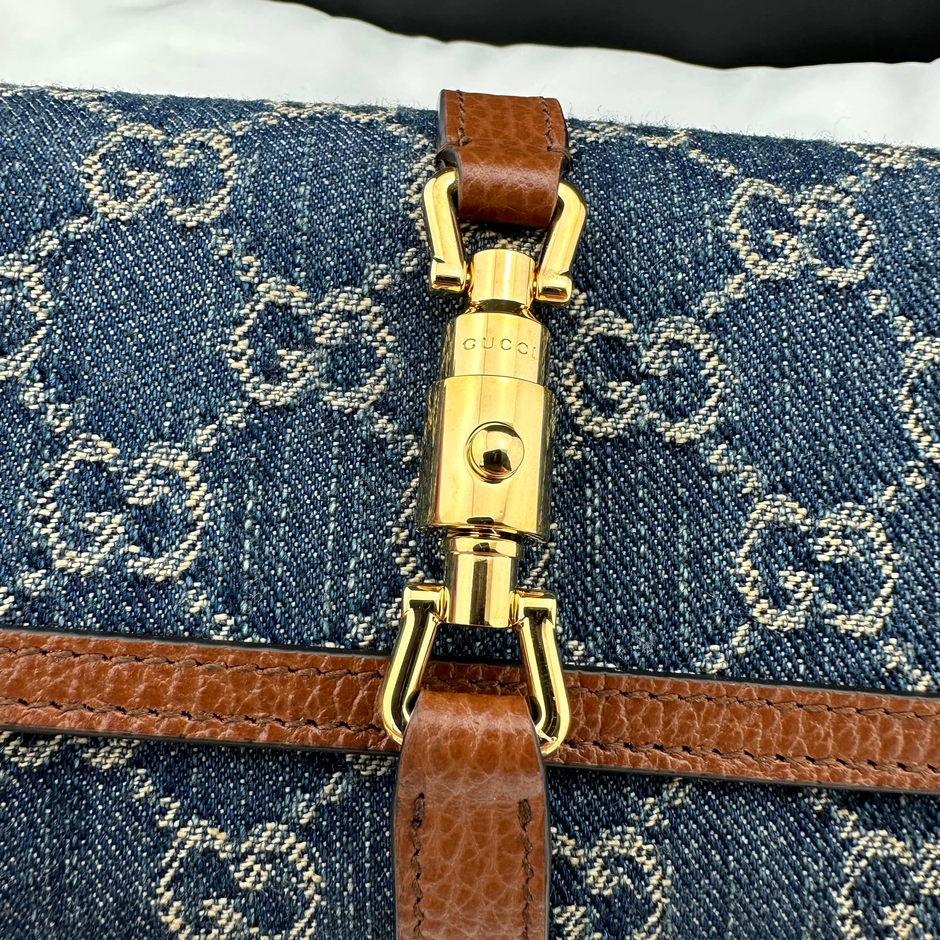 Gucci GG Denim Jackie 1961 Chain Wallet