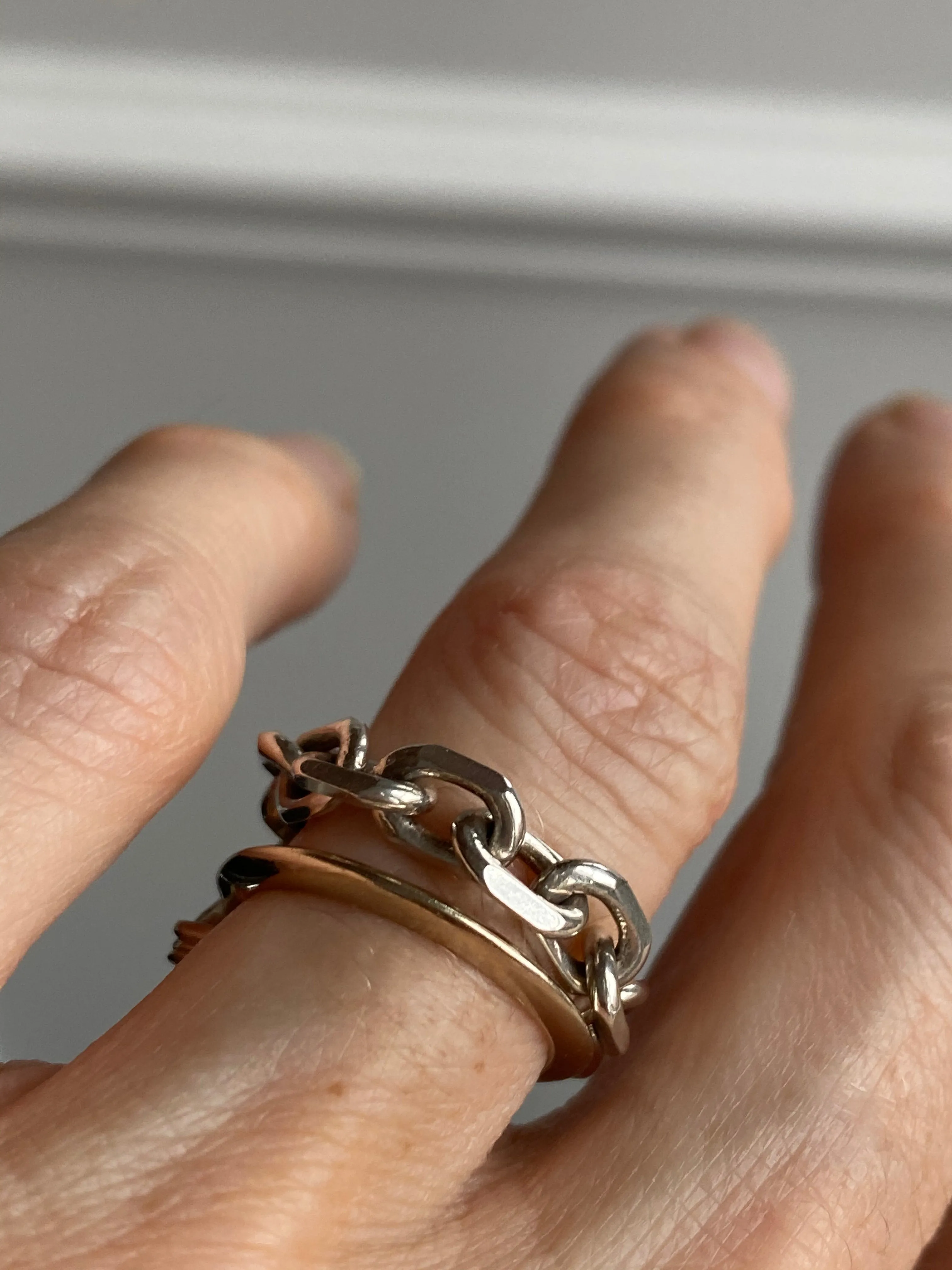 Heavy Chain Ring