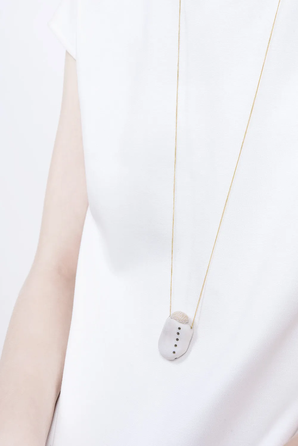 HITOMI NECKLACE