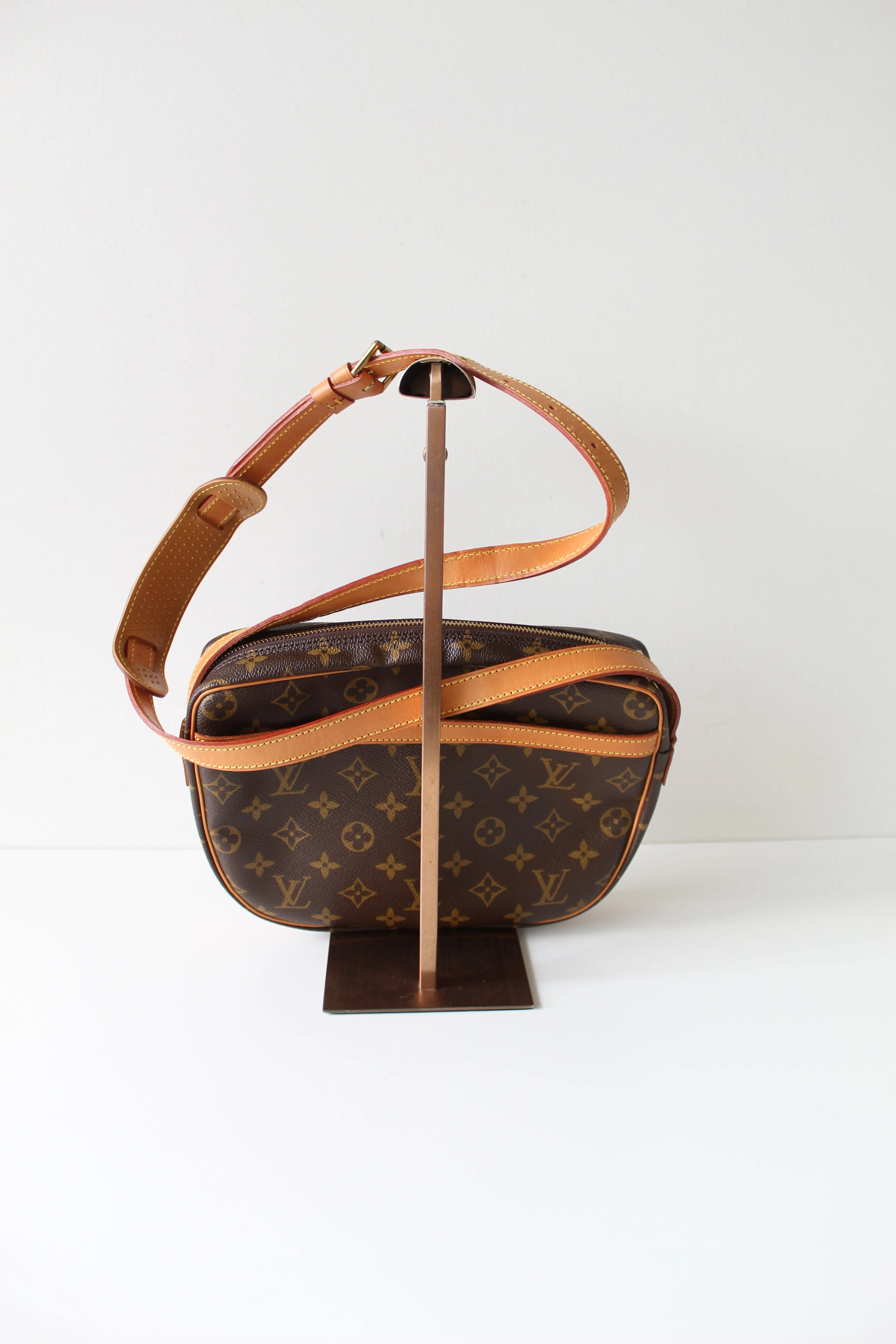 Louis Vuitton Jeune MM