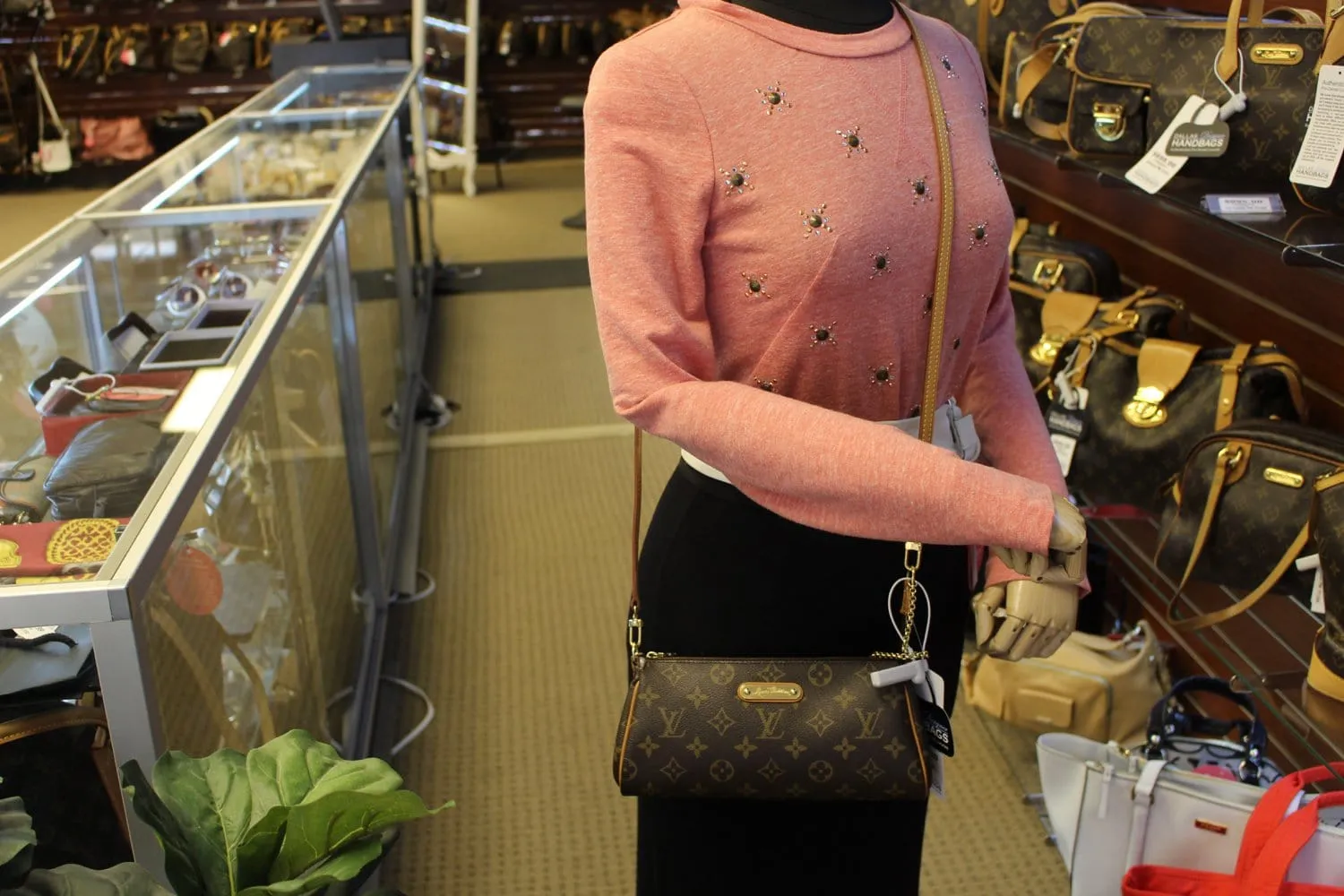 LOUIS VUITTON Monogram Pochette Eva Clutch Shoulder Bag