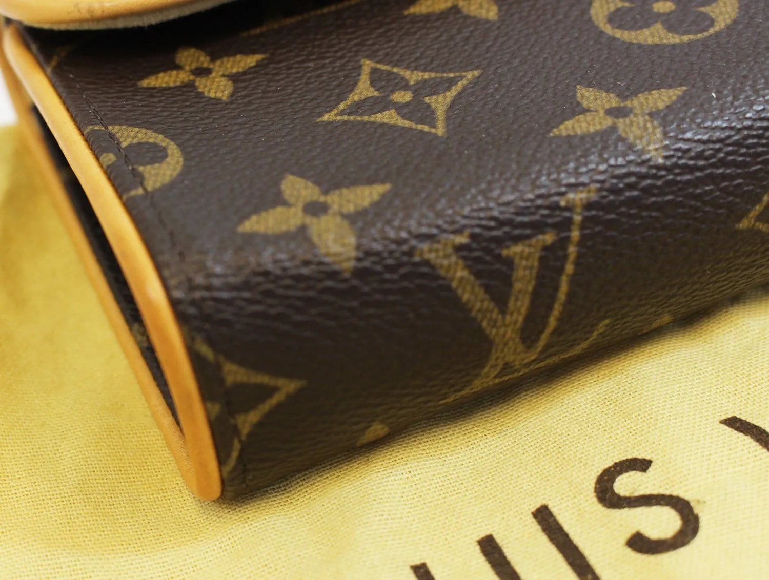LOUIS VUITTON Monogram Pochette Florentine Waist Bag