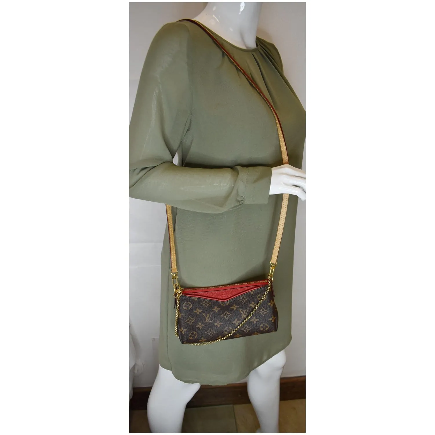 LOUIS VUITTON Pallas Clutch Monogram Canvas Crossbody Bag Brown