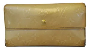 LOUIS VUITTON Perle Monogram Vernis Porte-Tresor Wallet