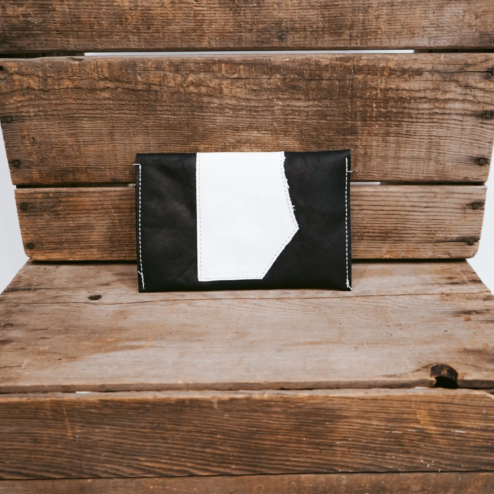 LOVE Clutch