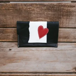 LOVE Clutch