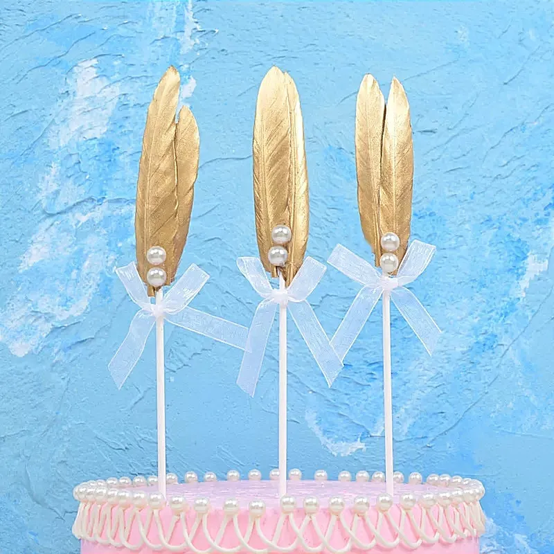 MEDIUM FEATHER WITH BEADS TOPPER