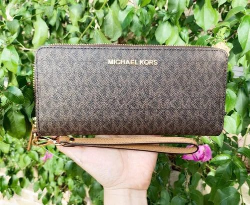 Michael Kors JetSet TravelContinental LongWallet Wristlet Brown