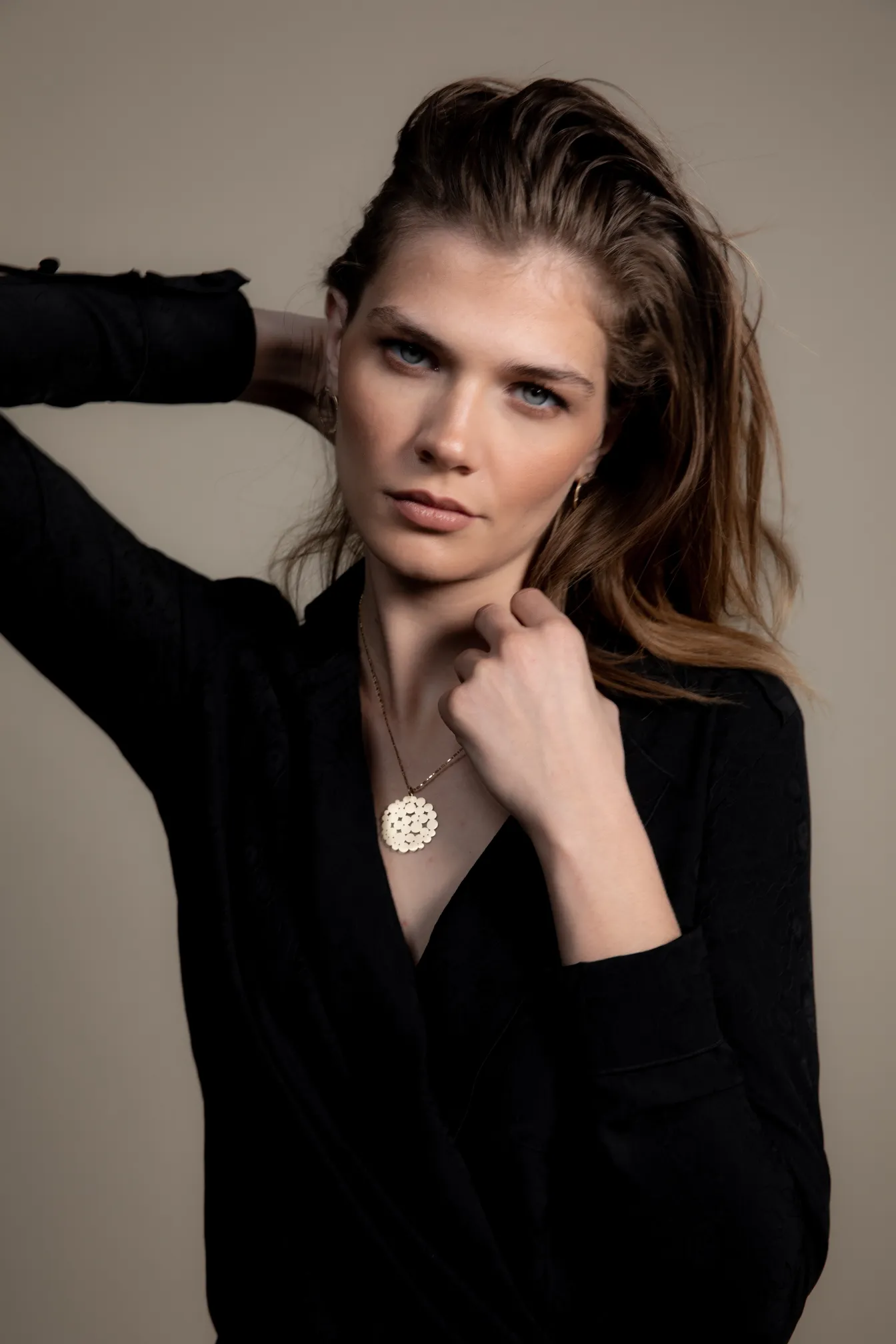 MULTI-CIRCLE PENDANT