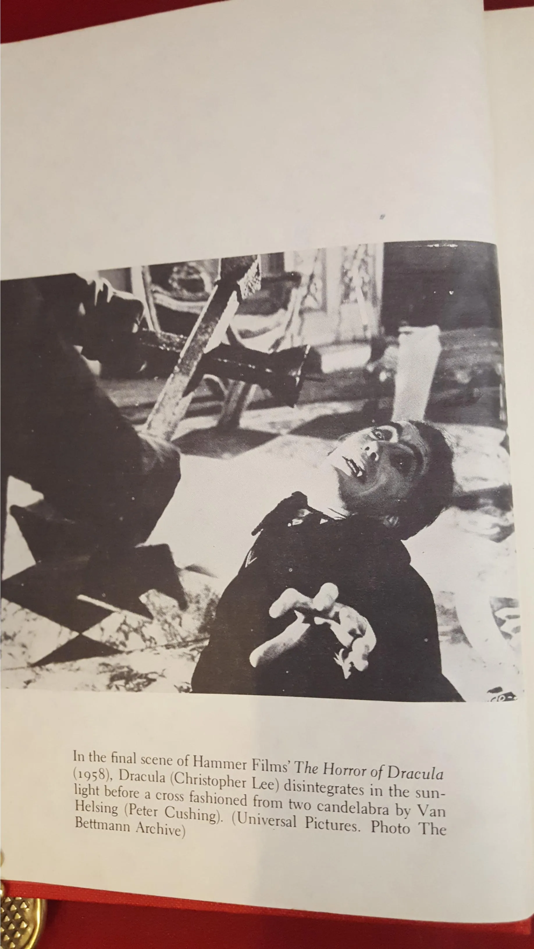 Raymond T McNally - A Clutch of Vampires, New York Graphic Society, 1974