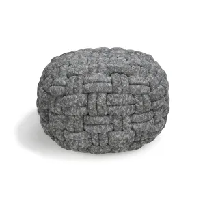 Ricky Pouf
