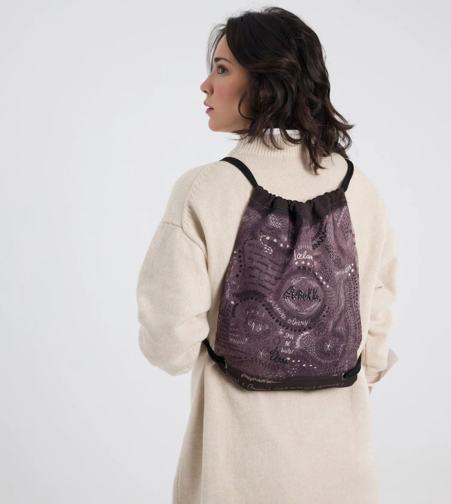 Rune cinch bag
