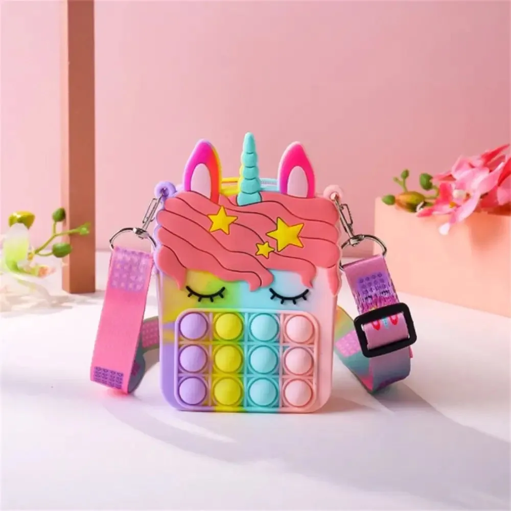 UNICORN FIDGET CLUTCH