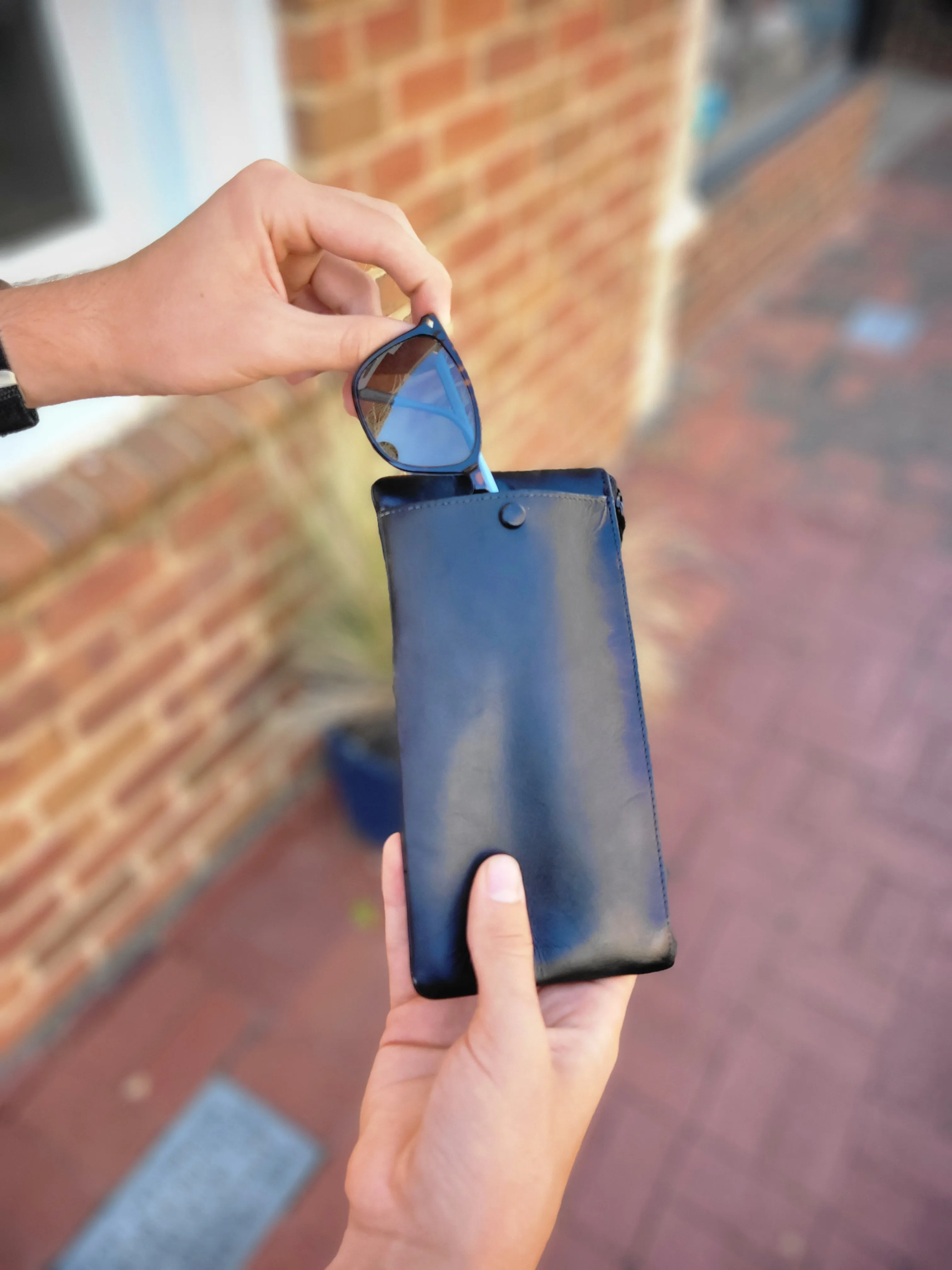 Versatile Long Wallet, Distressed Leather (Unisex)