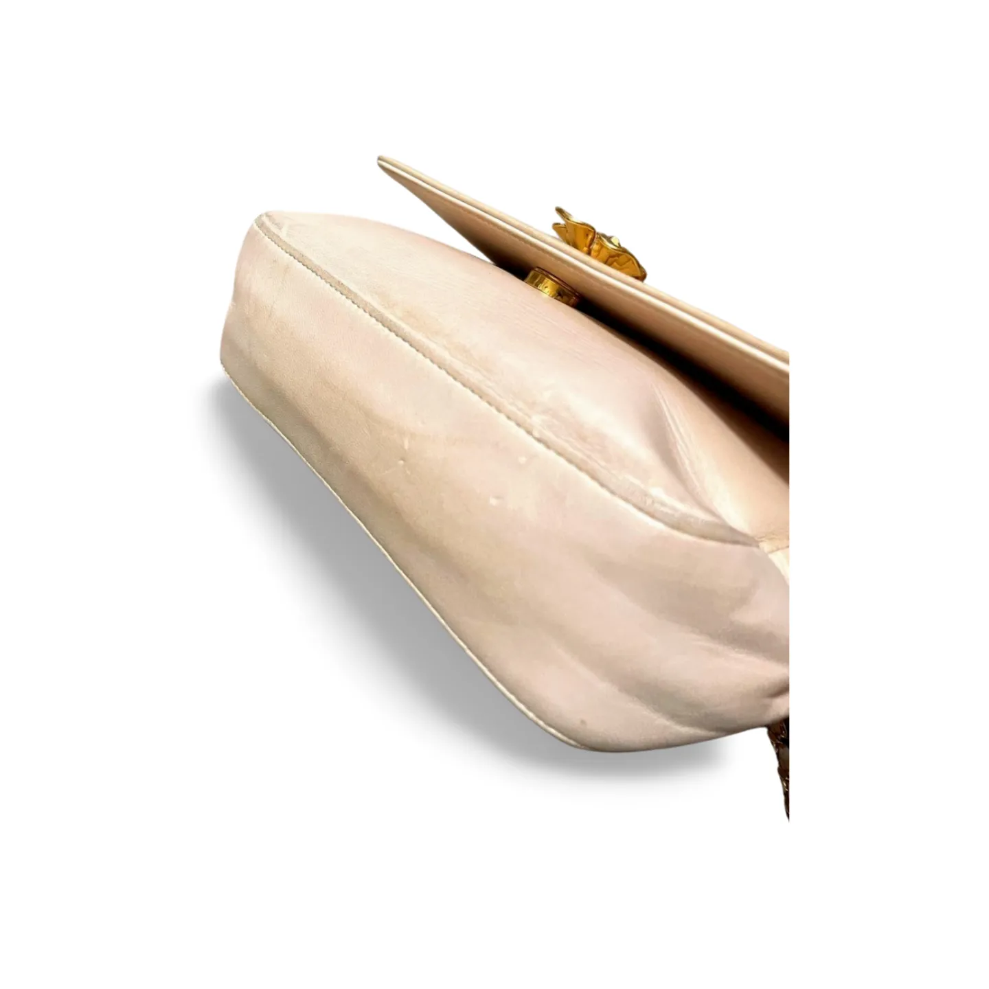 Vintage CHANEL pale pink beige lambskin chain shoulder bag with golden camellia flower motif on flap. Hard-to-find, Rare purse. 060903ac1