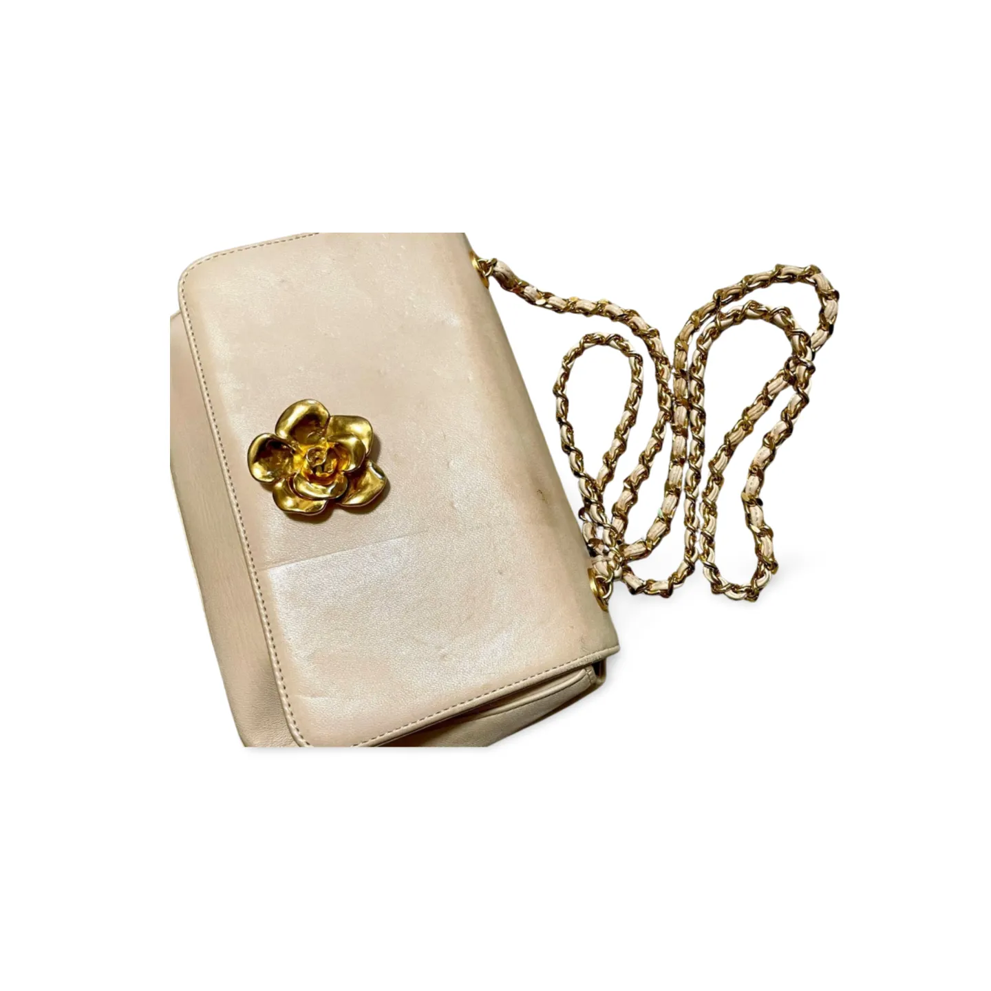 Vintage CHANEL pale pink beige lambskin chain shoulder bag with golden camellia flower motif on flap. Hard-to-find, Rare purse. 060903ac1