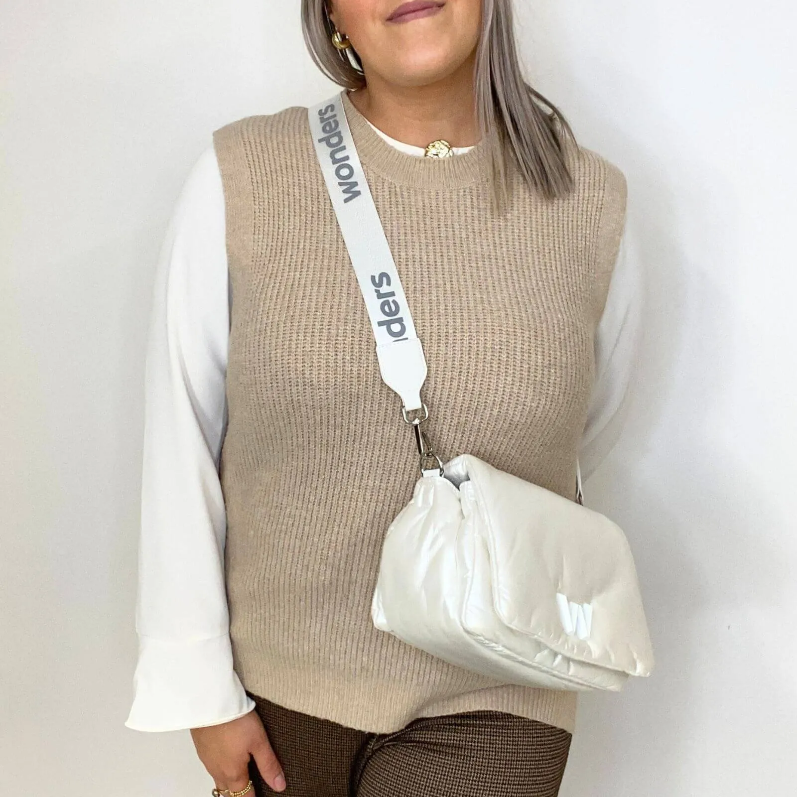 Wonders Off White Padded Crossbody Bag